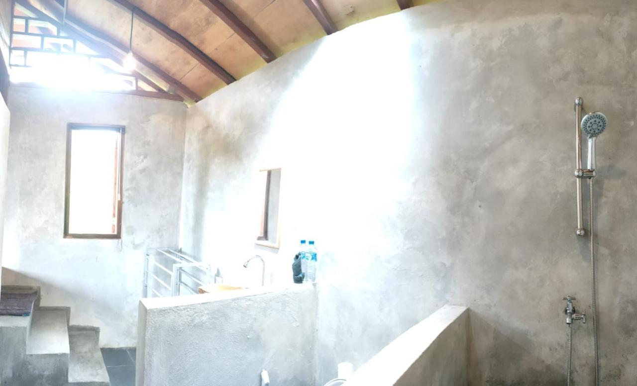 Uma d'Nyuh Homestay Singaraja  Bagian luar foto